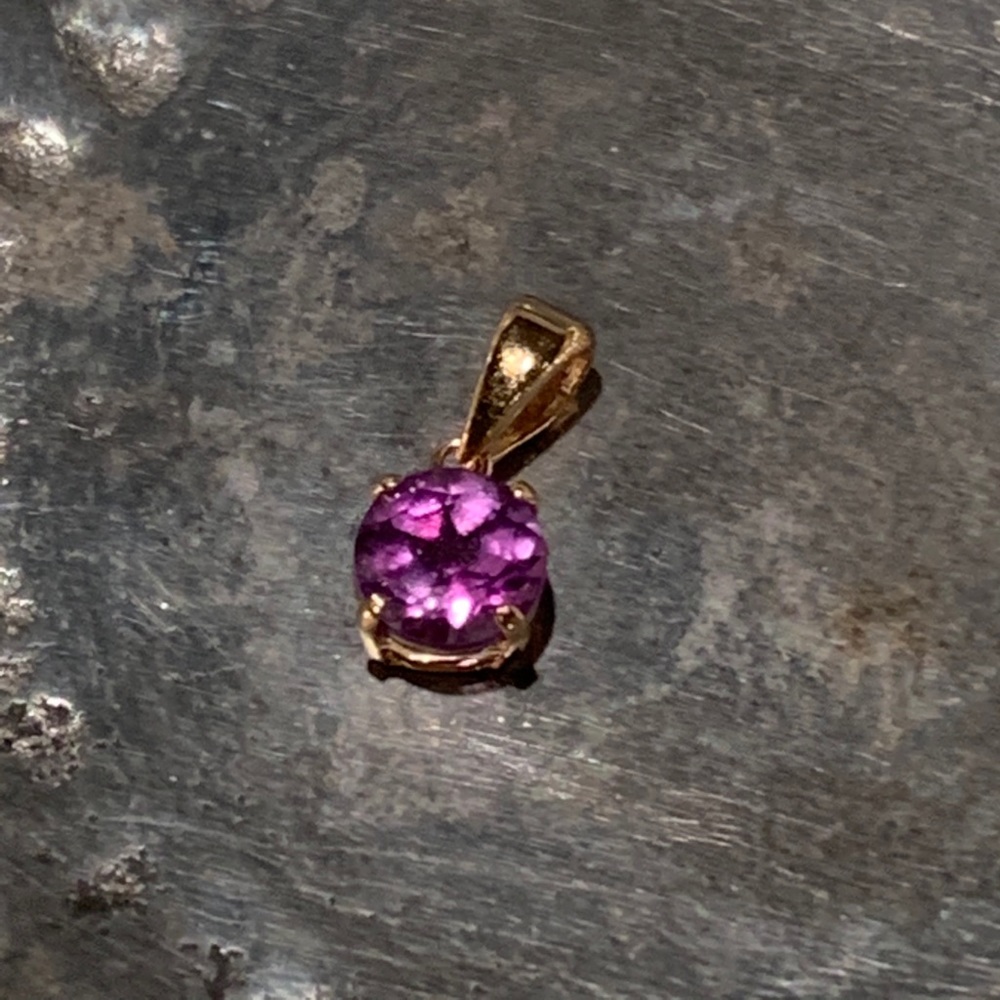 Amethyst on 14k gold pendant